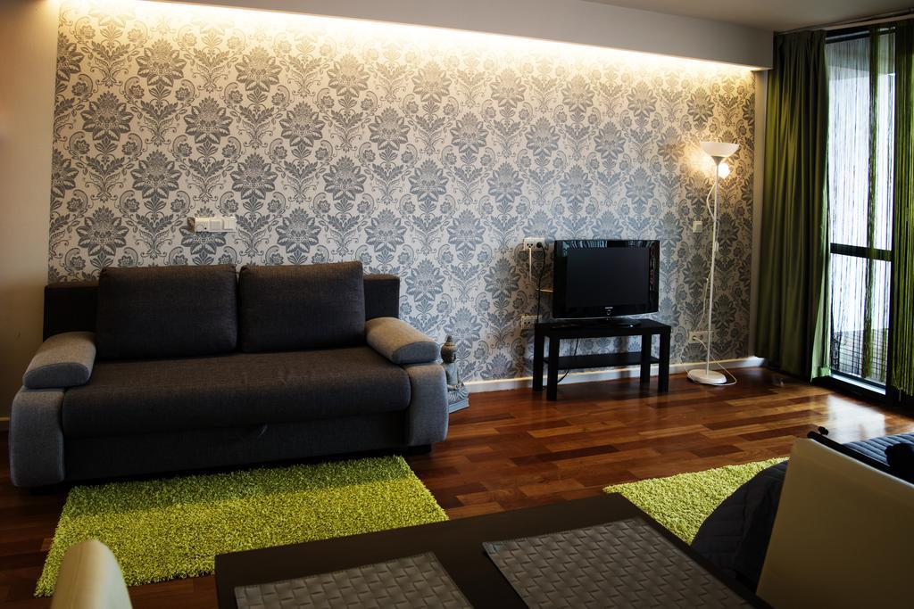 Modern Apartment With Lake View Balatonlelle Bagian luar foto