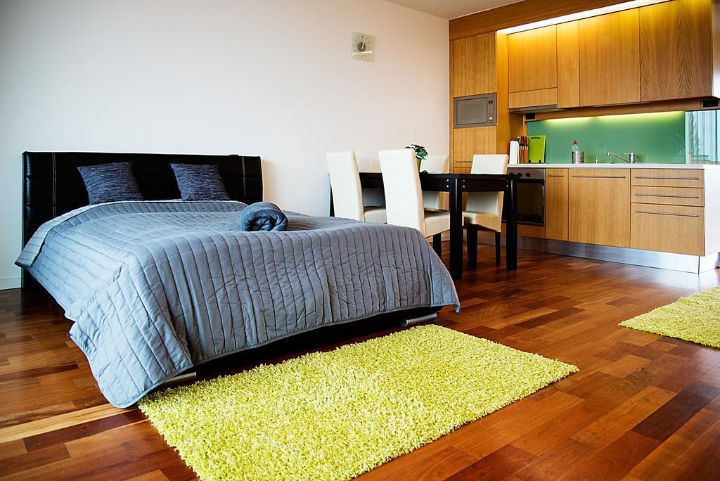Modern Apartment With Lake View Balatonlelle Bagian luar foto